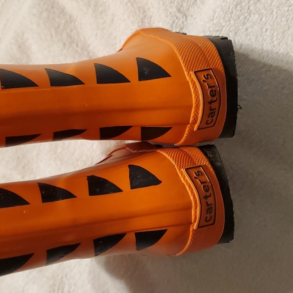 *SOLD*Toddler Rain Boots - Picture 3 of 5